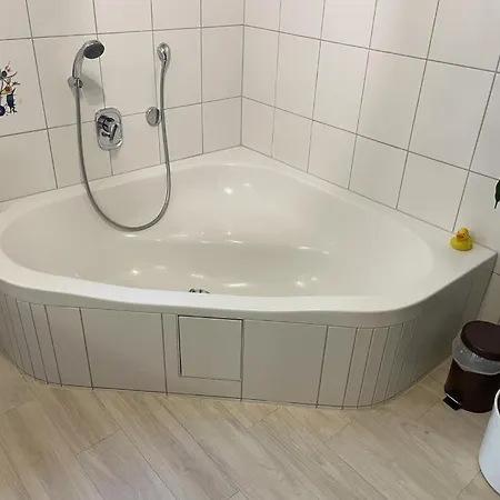 Neu! Fasanennest דירה *